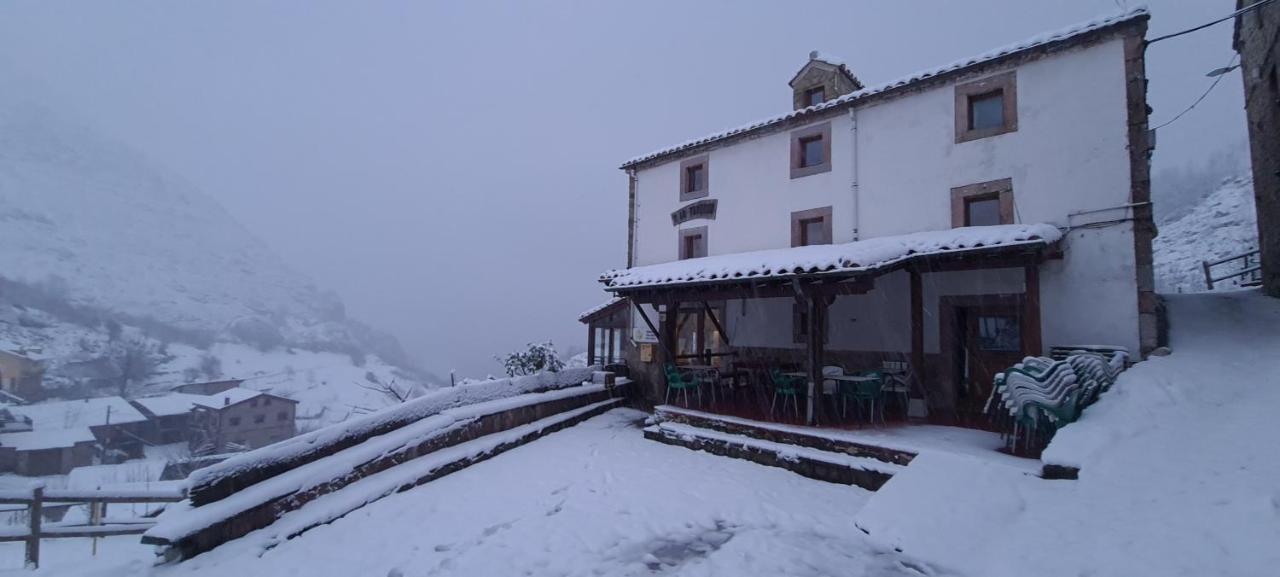 Hotel Taberna De Tresviso Extérieur photo